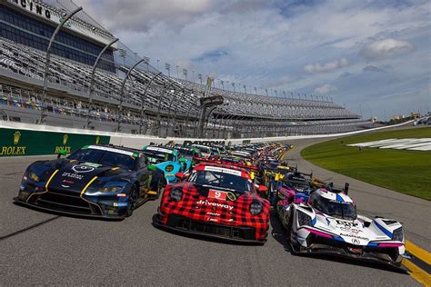 24 hour race daytona beach.